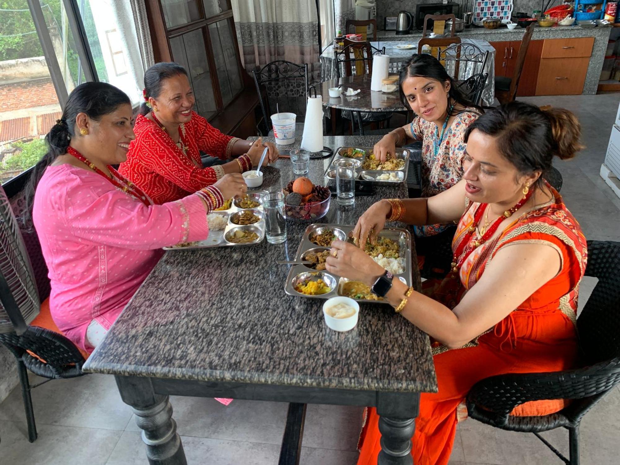 Bnb Royal Tourist House Kathmandu Luaran gambar