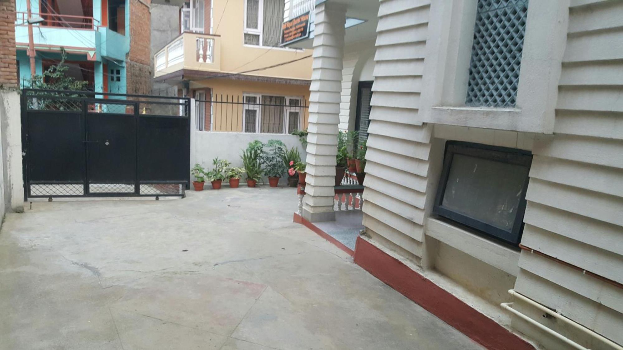 Bnb Royal Tourist House Kathmandu Luaran gambar
