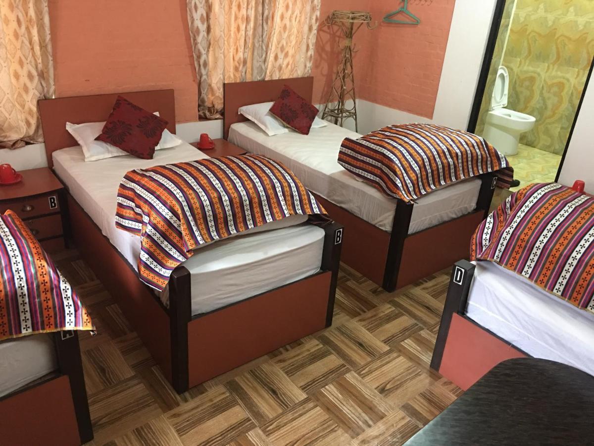Bnb Royal Tourist House Kathmandu Luaran gambar